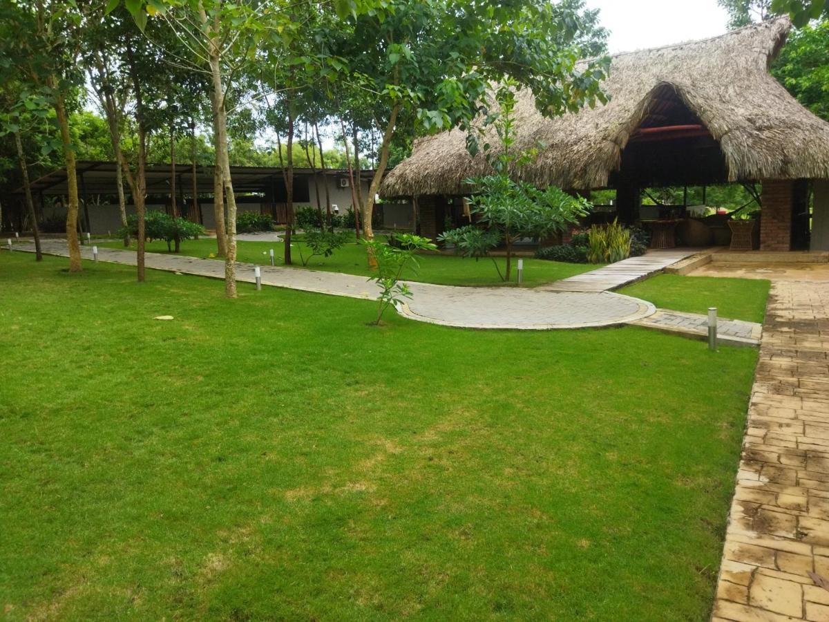 La Bonita Luxury Ecohotel Sahagun Extérieur photo